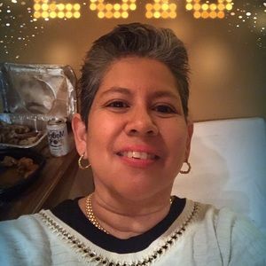 Meet your Posher, Norma